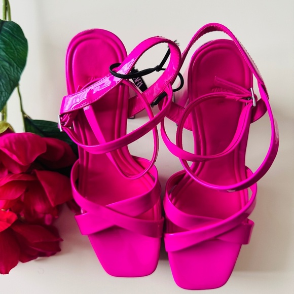 ZARA NEON PINK STRAPPY CHUNKY PLATFORM HEEL SANDALS SIZE 37 - Picture 1 of 4